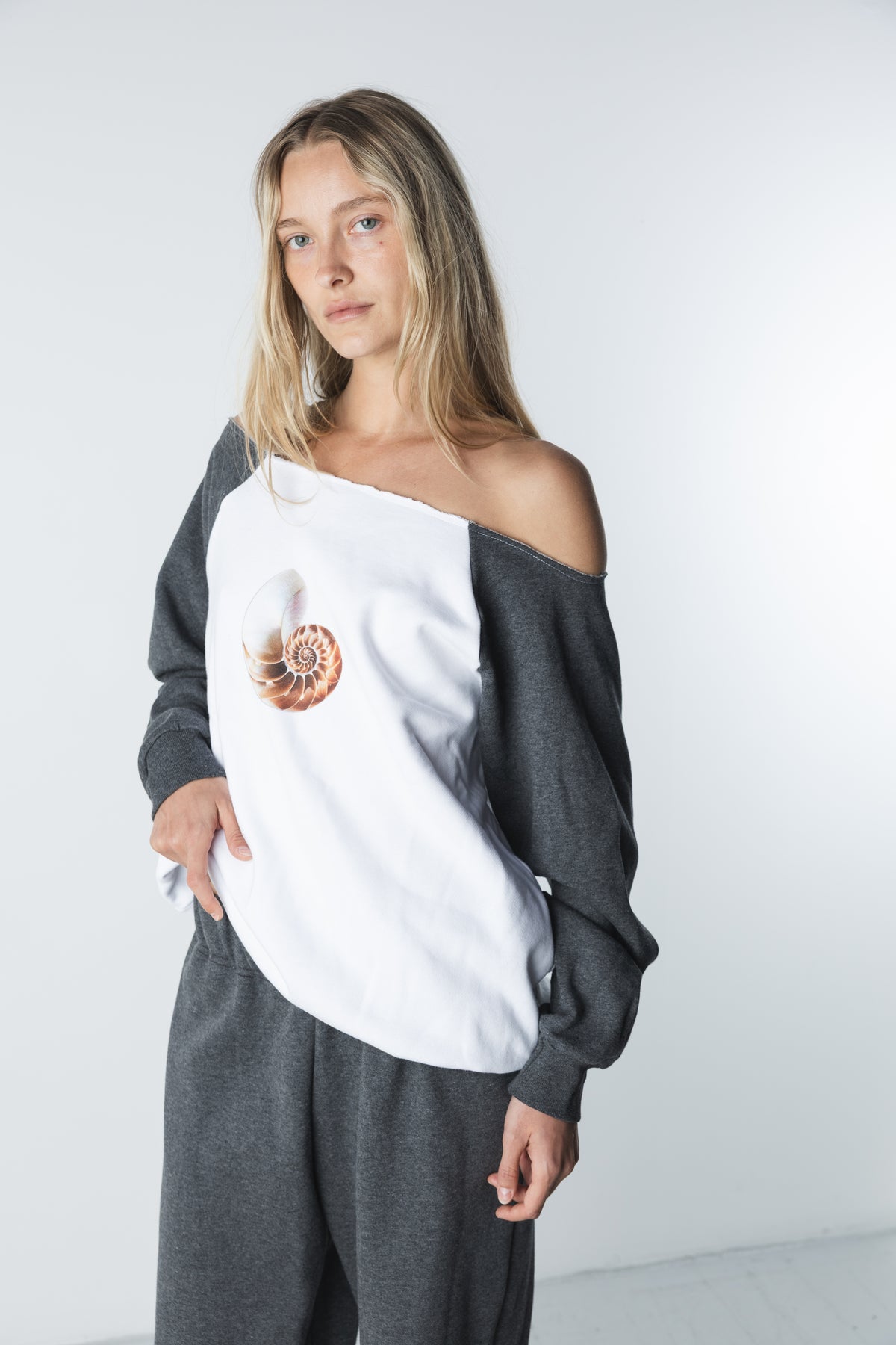 Fossil Crewneck